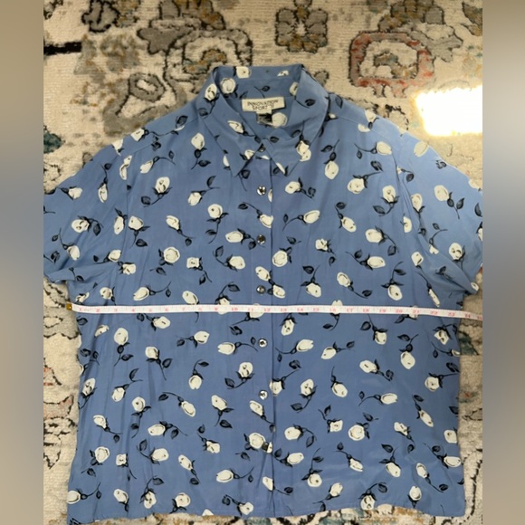 Vintage Innovation Sport Floral Short Sleeved Blouse - Picture 5 of 6